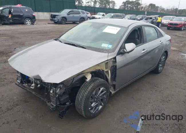 KMHLM4DG9RU680160: 44144120