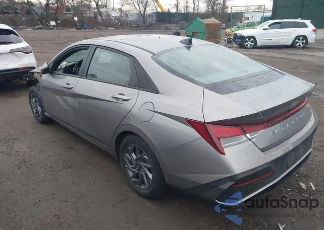 KMHLM4DG9RU680160: 44144120