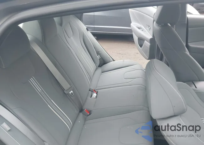 KMHLM4DG9RU680160: 44144120