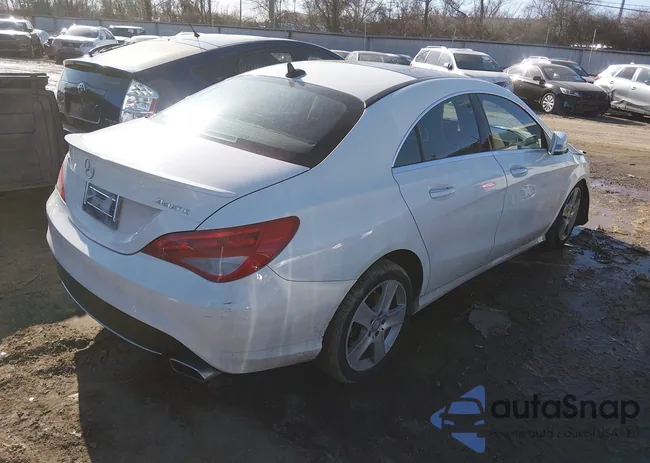 WDDSJ4GB4GN368625: 44144175