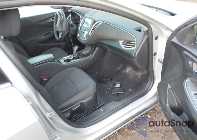 1G1ZB5ST8HF214483: 44144200