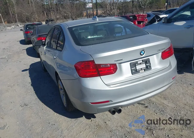 WBA3B3G51FNT19829: 44144213