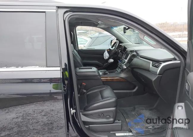 1GNSKHKC1LR303353: 44144246