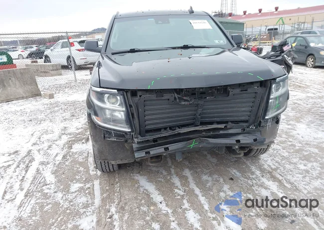 1GNSKHKC1LR303353: 44144246