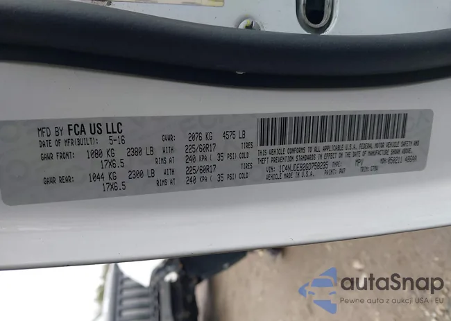 1C4NJDEB2GD758235: 44144279