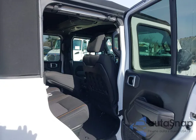 1C6JJTEG5ML622596: 44144281