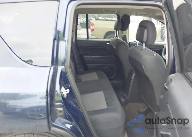 1C4NJCBA5GD641089: 44144286