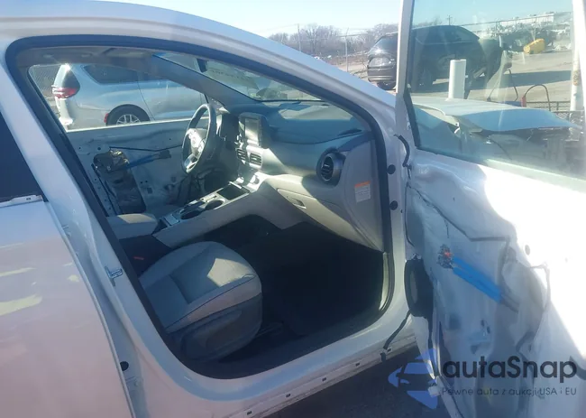 KM8K33AG1MU128965: 44144301