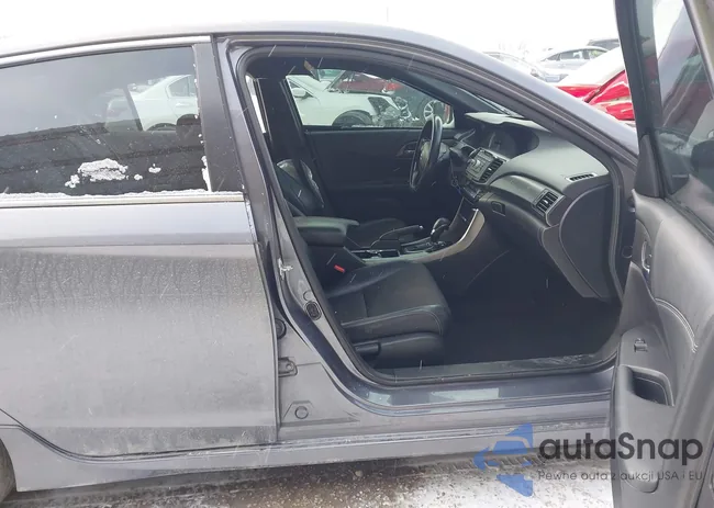 1HGCR2F5XGA204229: 44144312