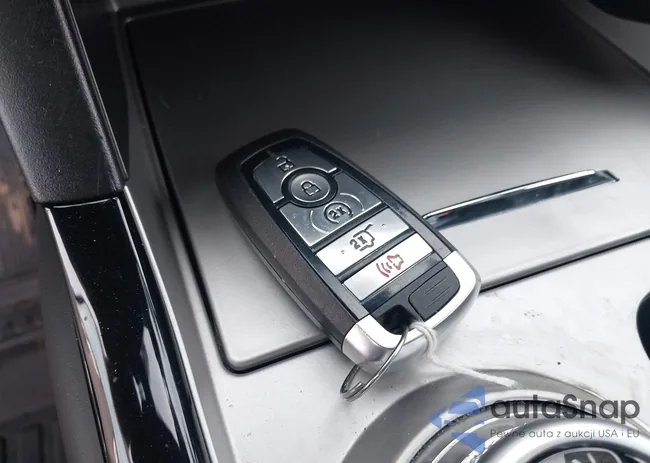 1FM5K8GC3PGB65925: 44144352