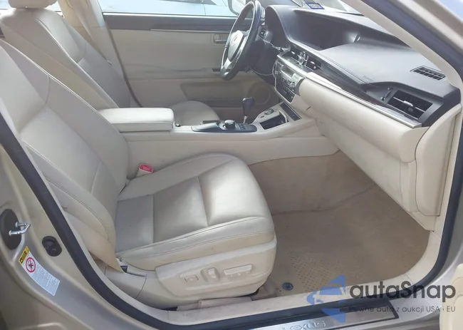 JTHBK1GG8D2027273: 44144375