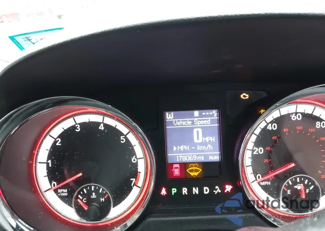 2C4RDGEG3JR241889: 44144458