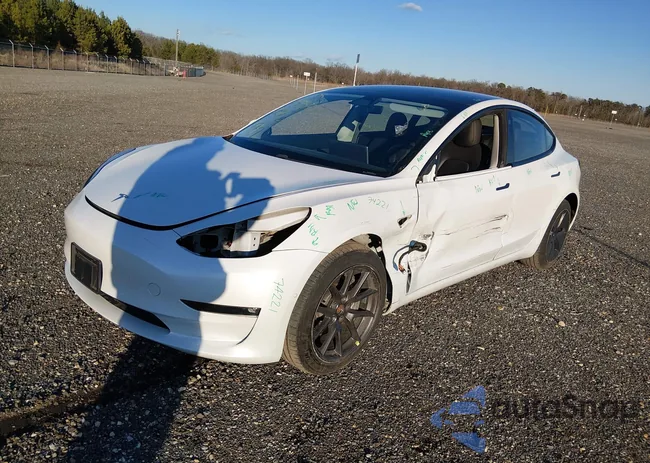 5YJ3E1EBXMF901981: 44145488