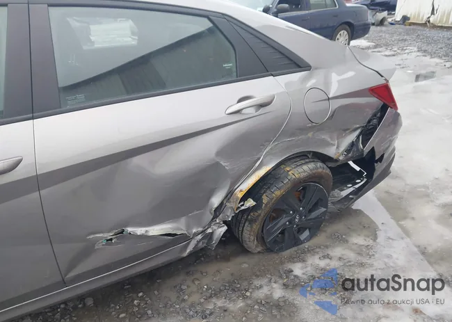 KMHLM4AG3NU360329: 44145531