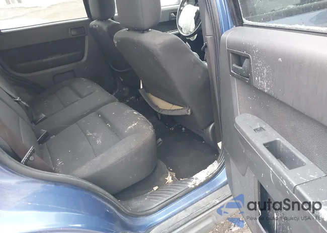 1FMCU0D79AKA12450: 44145538