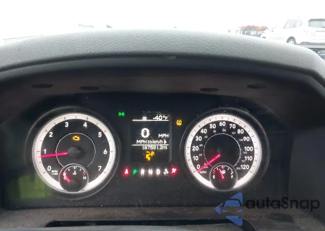 1C6RR7KT3ES219728: 44145575