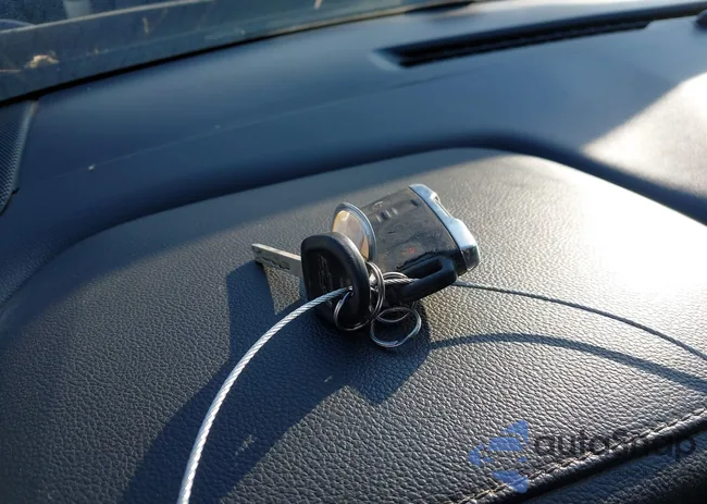 1GC1KWE88GF219666: 44145578