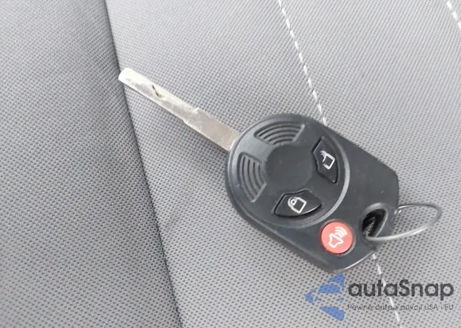 1FMCU0GX0EUA47545: 44145609