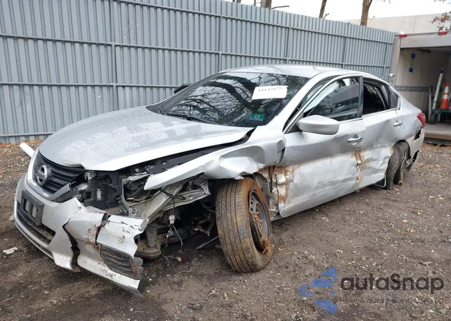 1N4AL3APXJC153872: 44145675