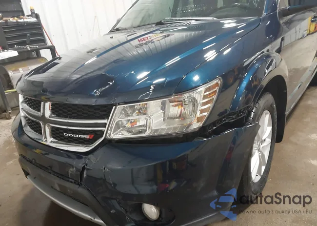 3C4PDDBG2ET214695: 44145727