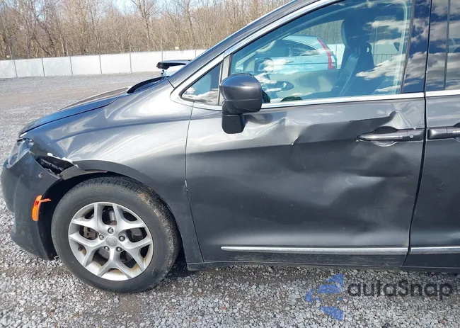 2C4RC1BG8HR511083: 44145815