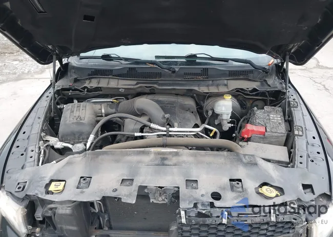 1C6RR7FT8FS690530: 44145818