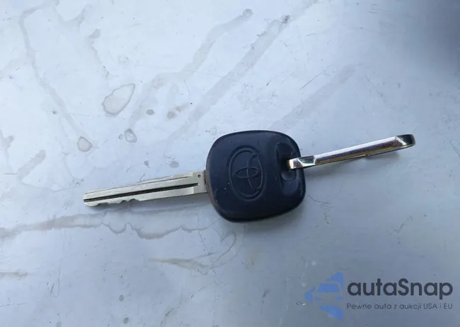 1NXBR32E48Z956672: 44145841