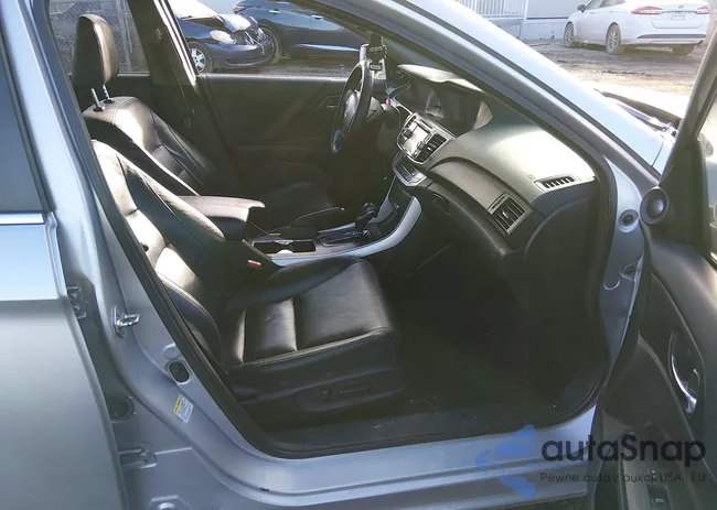 1HGCR2F88DA096019: 44145852