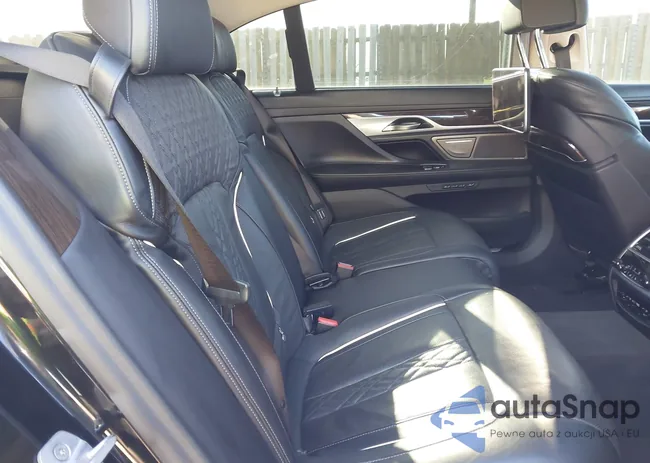 WBA7U2C03MCE90660: 44145868