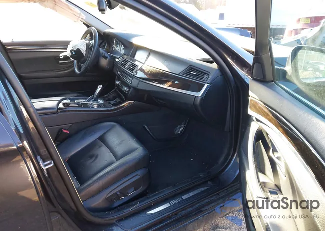 WBA5B3C52FD545849: 44145928