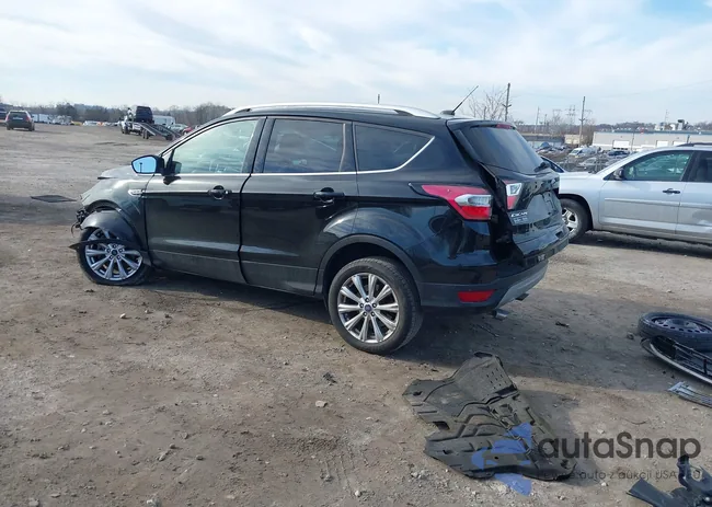 1FMCU9J90HUE17962: 44145938