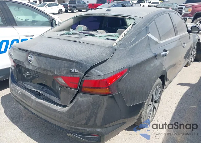 1N4BL4EV1KC202848: 44146042