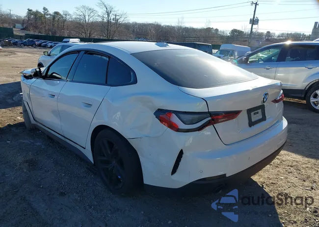 WBA73AV02RFR34883: 44145104