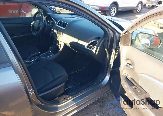 1C3CDZAB0DN669047: 44145292