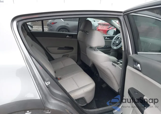 KNDPMCAC1H7237130: 44145293