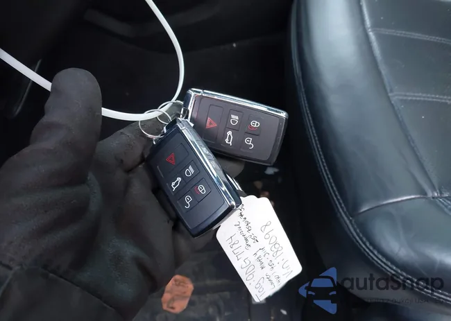 SALWR2RK1JA182098: 44146468