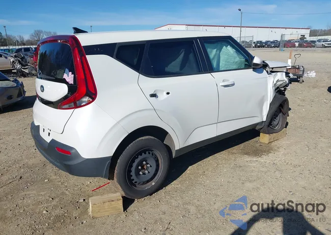 KNDJ23AU3L7724083: 44146779