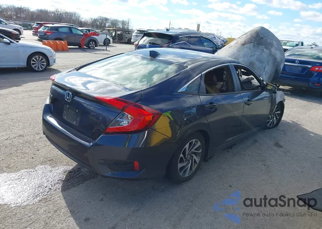 19XFC2F77JE035080: 44146798