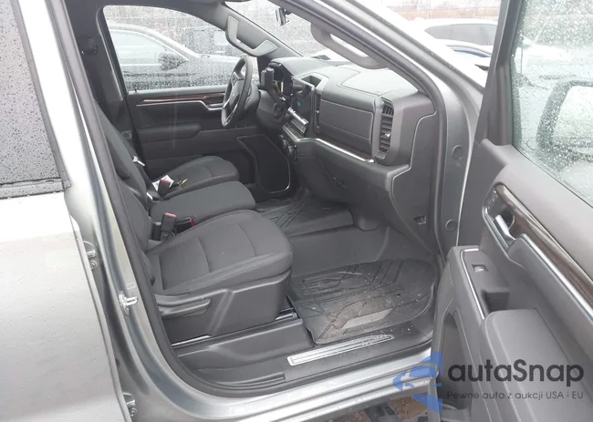 1GCPKEEK4TZ102465: 44146799