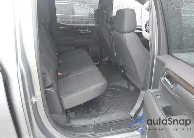 1GCPKEEK4TZ102465: 44146799