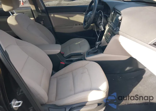 5NPD84LF0HH174487: 44146800