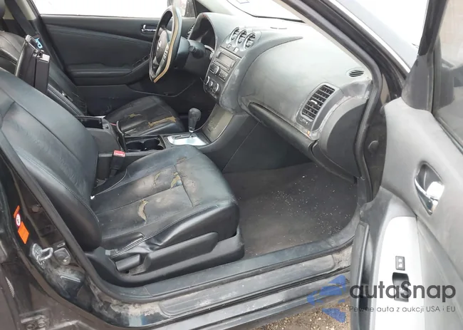 1N4AL21E38N418896: 44146804