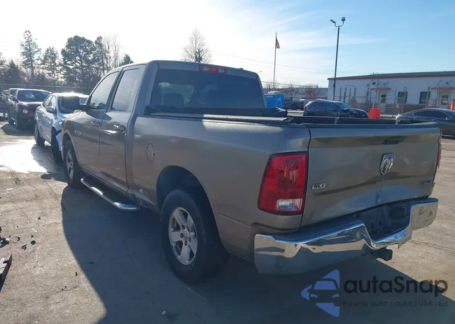 1D3HB18P49S801530: 44146819