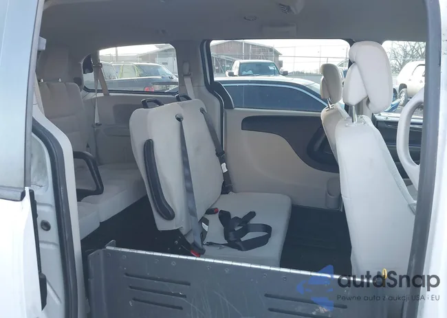 2C7WDGBG5KR803030: 44146861