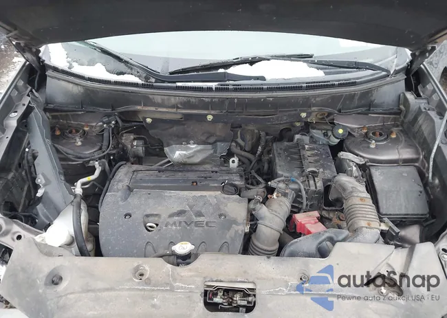 JA4AR3AU7KU035296: 44146866