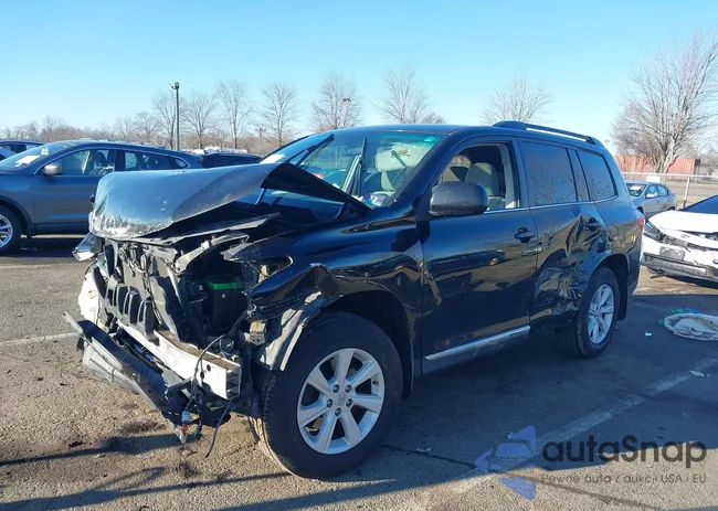 5TDBK3EH1CS156049: 44146897