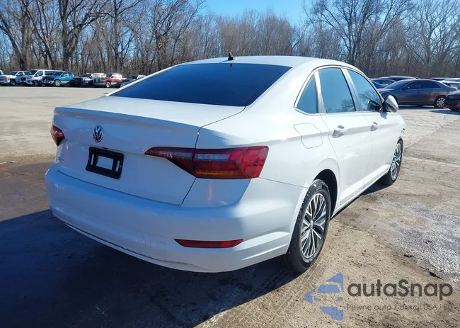 3VWCB7BU1KM221913: 44146076