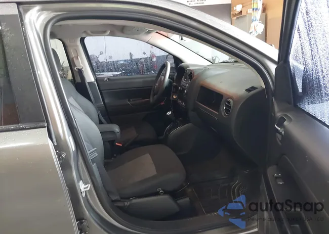 1C4NJCBA5DD169245: 44146108