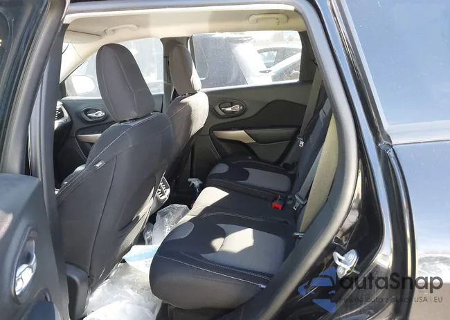 1C4PJMCX6JD575371: 44146119