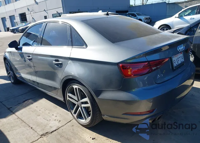 WAUAUGFF2KA097628: 44146128